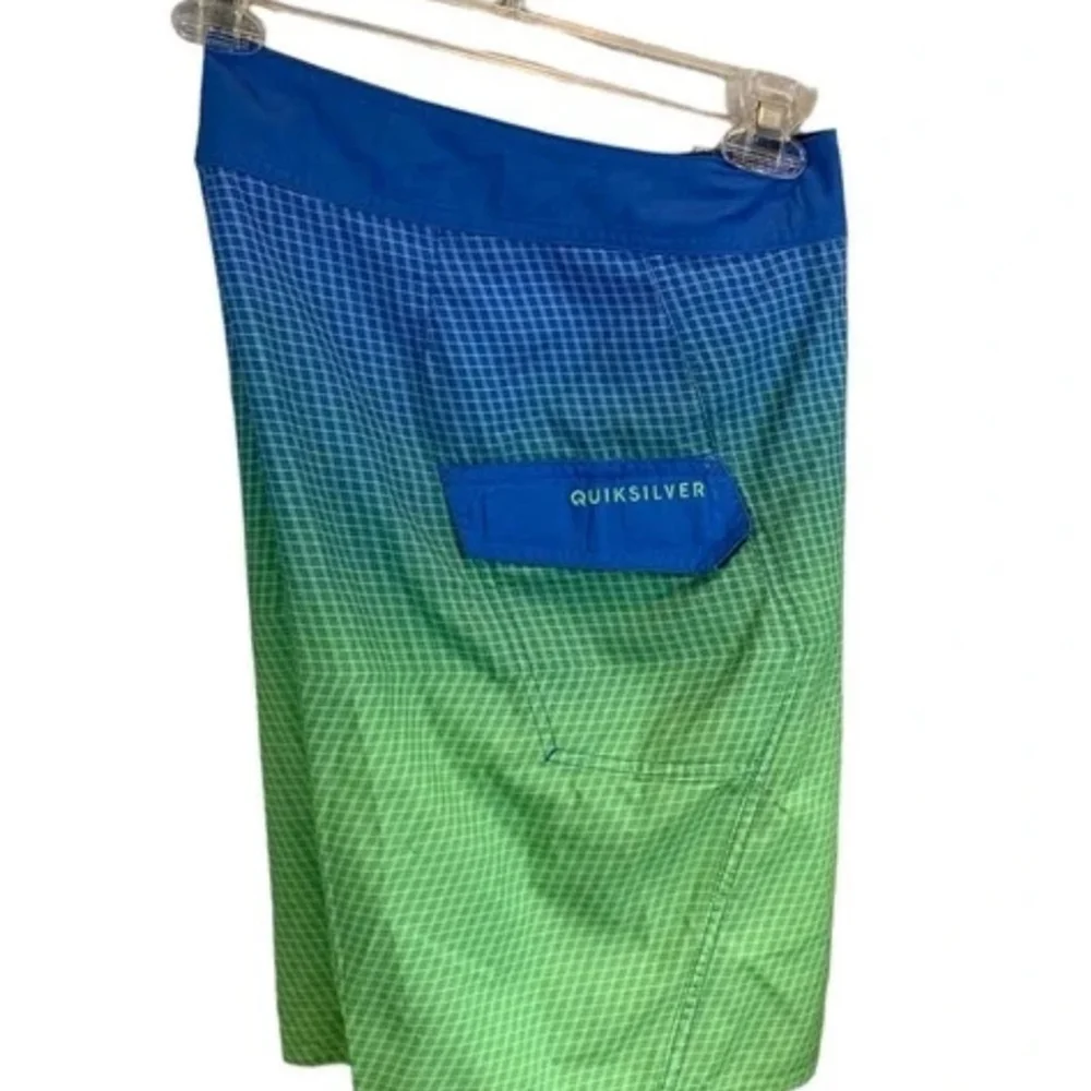 Mems Quiksilver techlite 20” boardshort blue green